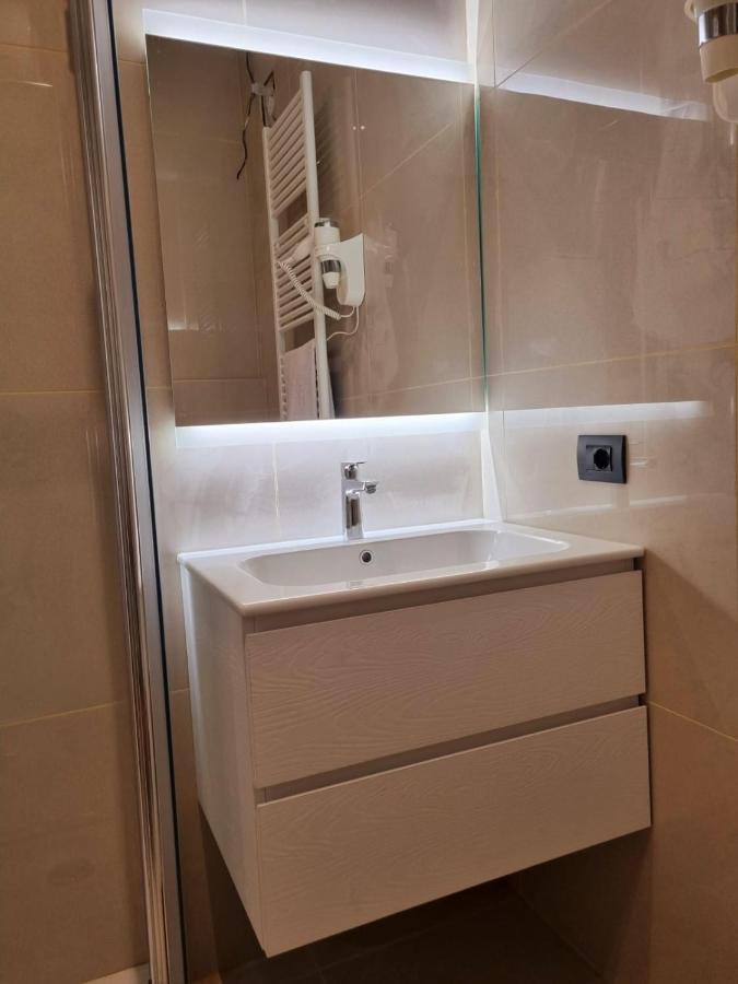 Bmp Apartment Edelweiss Пасо дел Тонале Екстериор снимка